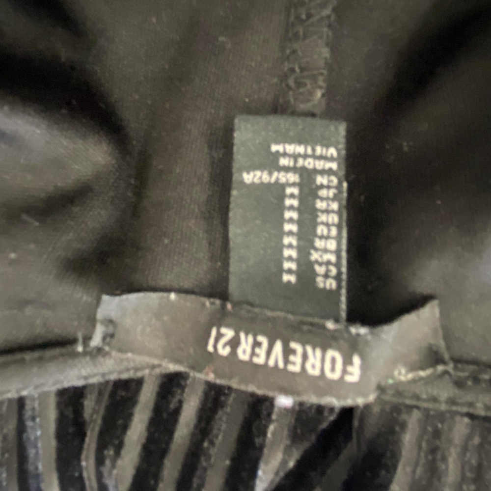 Use - Picture 2 of 2
